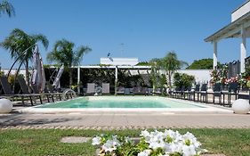 Villa Leonardo San Foca - Room, Pool & Restaurant